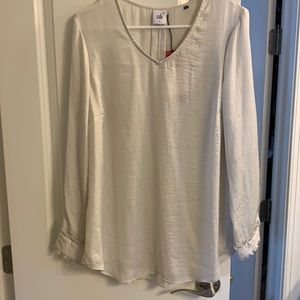 Cabi NWT style is SAMANTHA BLOUSE
